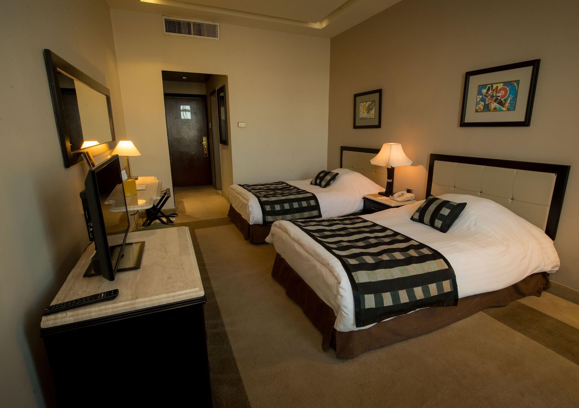 Century Park Hotel Амман Экстерьер фото