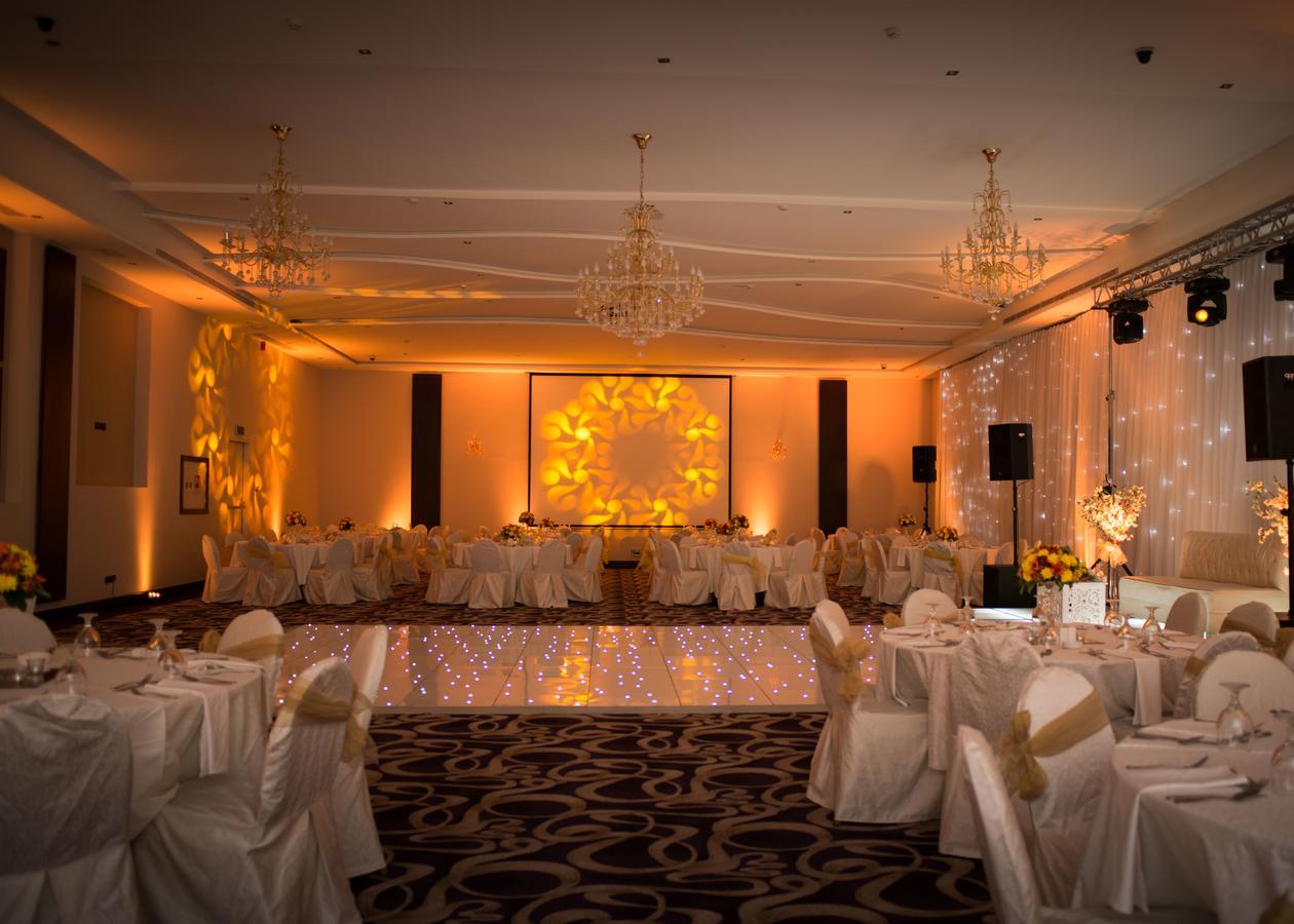 Century Park Hotel Амман Экстерьер фото